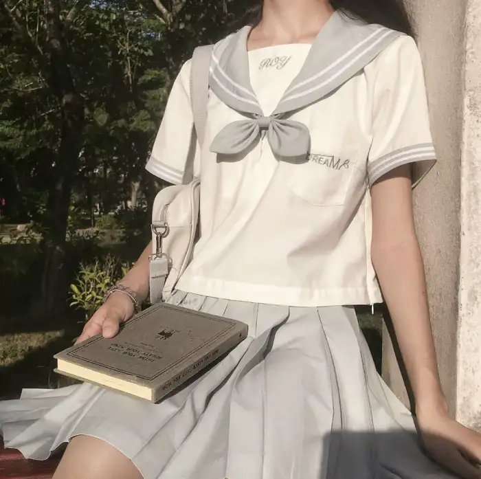 穿成被虐女配，玄学老祖宗杀疯了